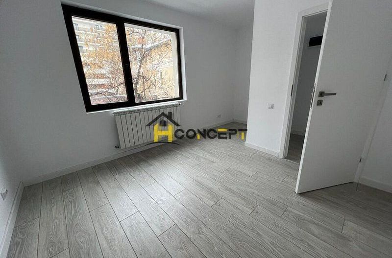 Inchiriere Vila cu 4 apartamente Parcare proprie - Poză 2