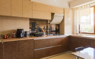 PALAZU MARE -  Vila Duplex cu 4 Camere, Panorama Superba si Curte Amenajata - Poză 41