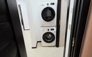 Apartament 3 camere de inchiriat, 9 Mai, 2 bai, beci - Poză 24