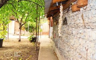 Casa in centrul localitatii Galsa - LINISTE LA TINE ACASA - COMISION ZERO - Poză 13