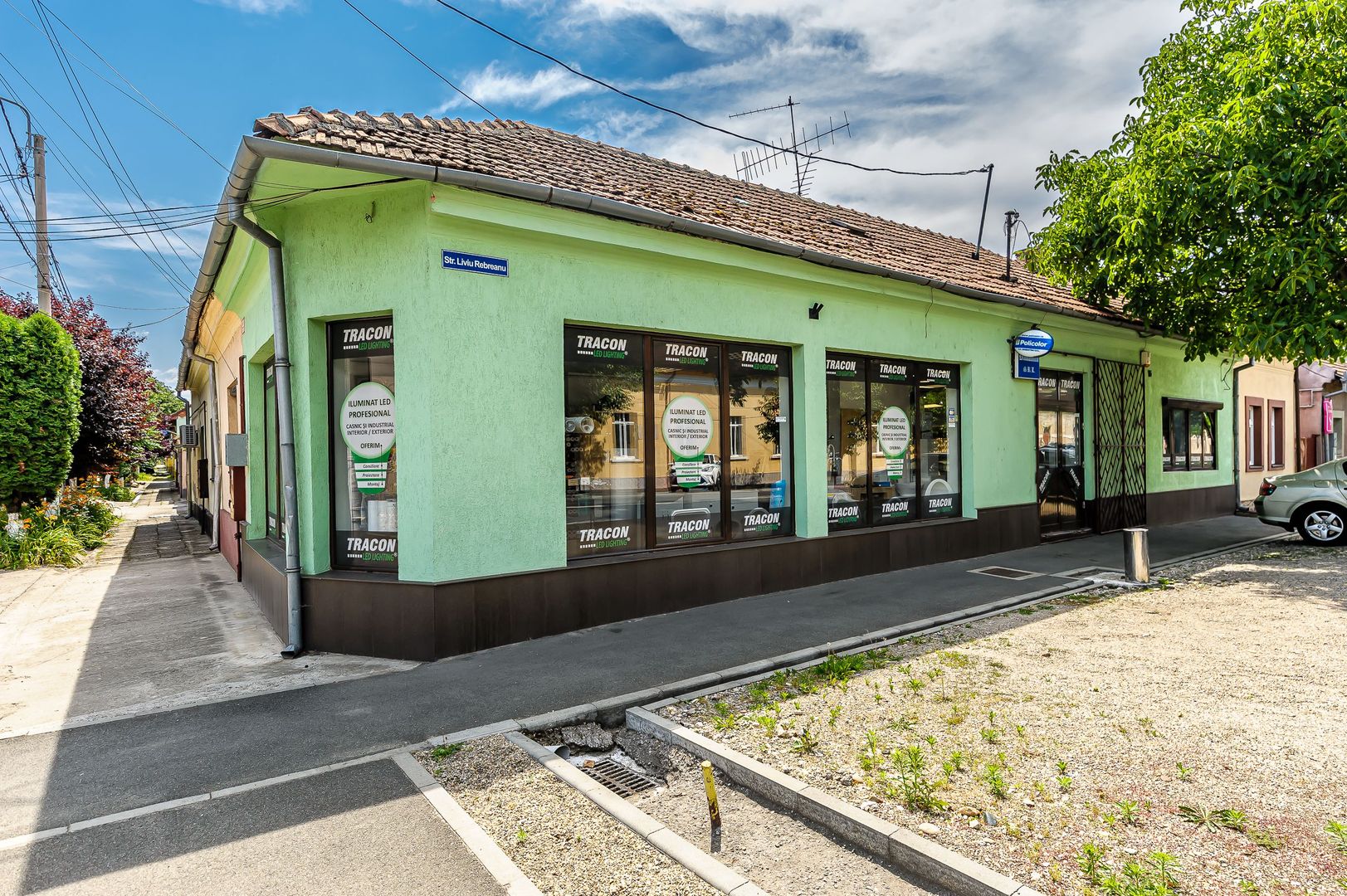 Spațiu comercial cu vitrină în Pârneava. - Poză 1