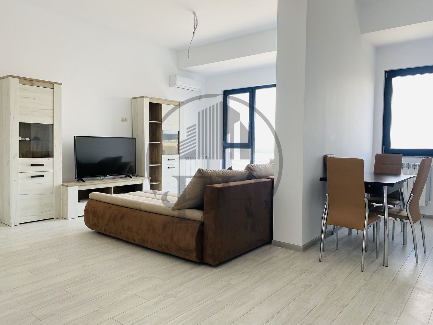 SOLD / VANDUT Apartament cu 2 camere de vânzare în zona Nord-Est - Poză 4