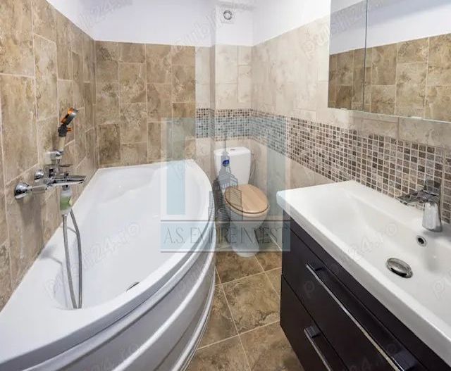 Apartament 3 camere- zona Tractorul - Poză 7