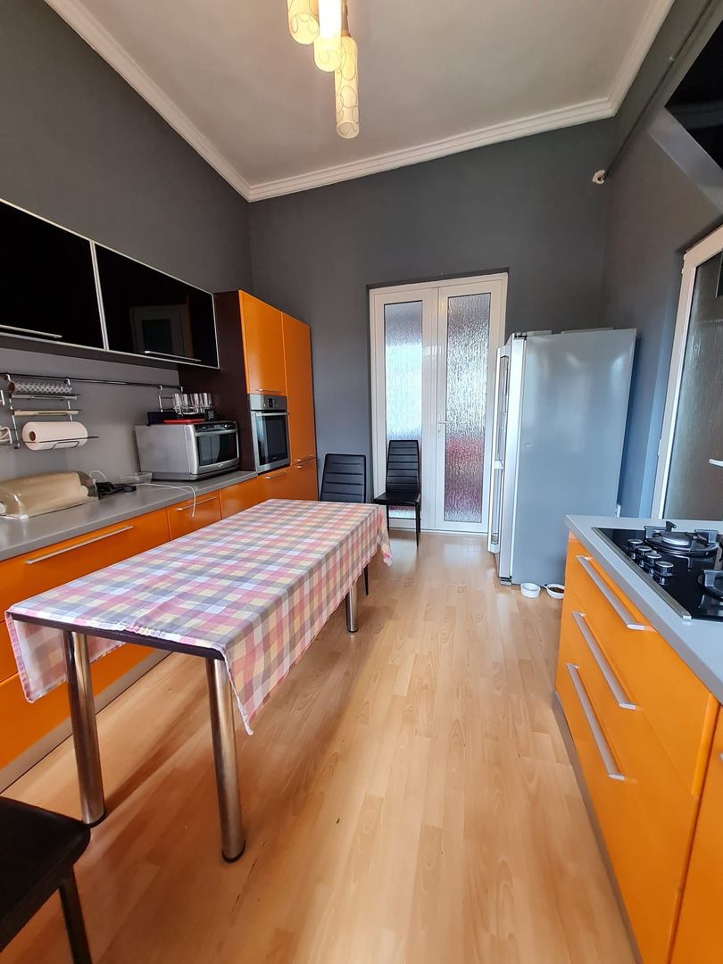 Spațiu pretabil birouri,after school,comercial,etc. - Poză 22