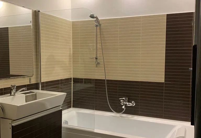 APARTAMENT 3 CAMERE MODERN & RENOVAT BLOC 1990 REABILITAT TERMIC 13 SEPTEMBRIE - Poză 5