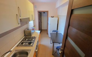 Garsoniera centrala langa Patria -mobilata -utilata -lift - Poză 3