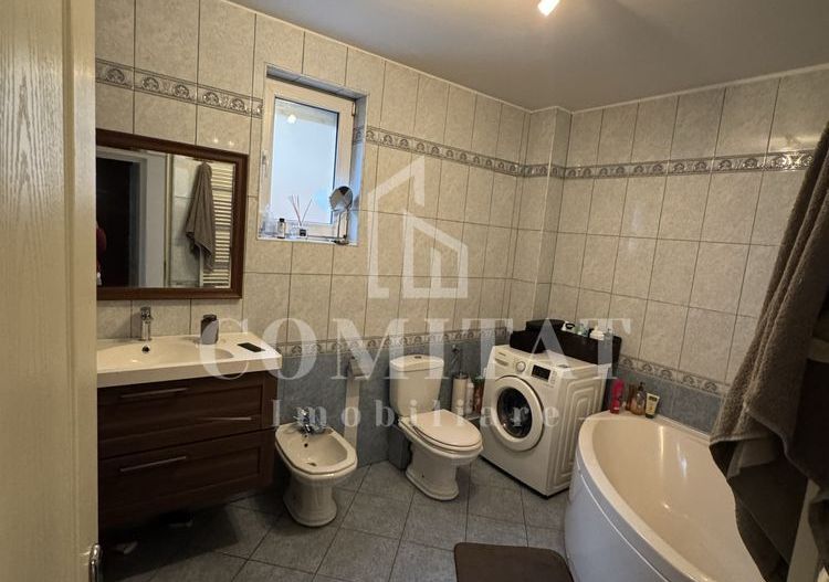 Apartament 3 camere, 104 mp, parcare, cartierul Andrei Muresanu - Poză 5