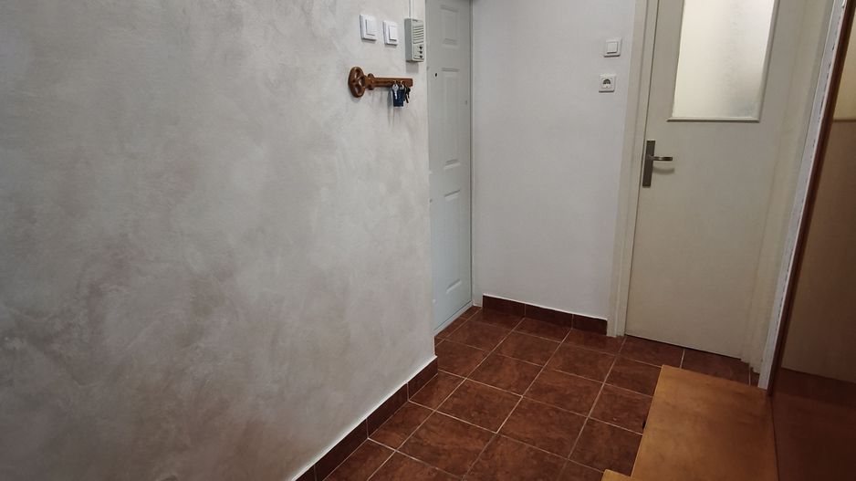 Apartament 3 camere Poli 2 – spatiu, lumina si priveliste - Poză 10