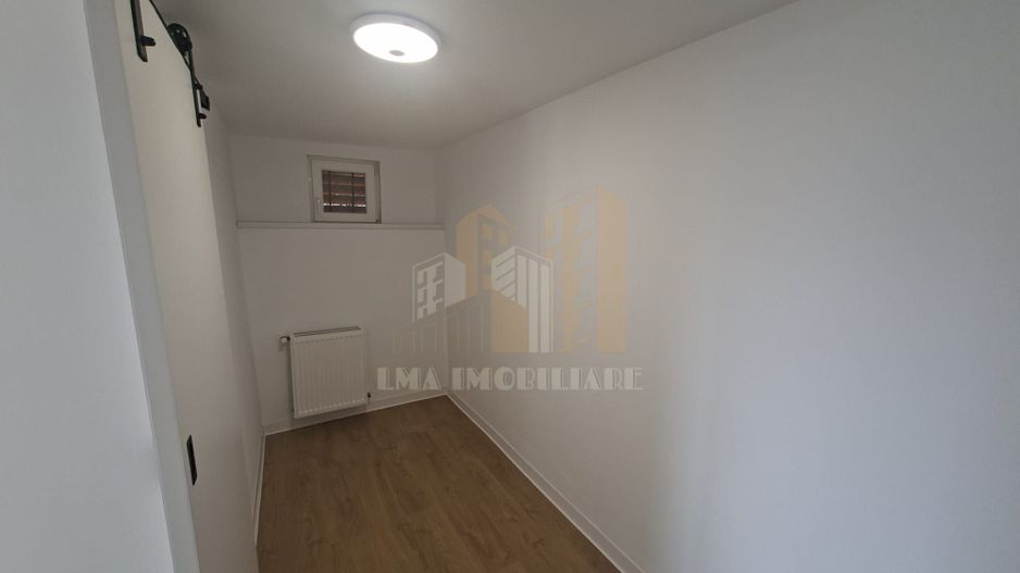 Apartament 2 camere semidecomandat Brasovul vechi - Poză 17