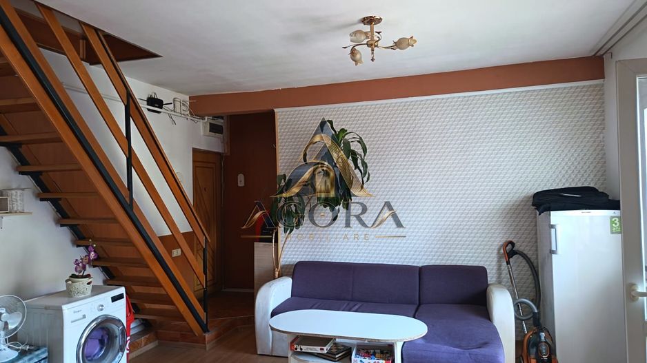 Apartament la mansardă 3 camere Vasile Aron - Poză 6