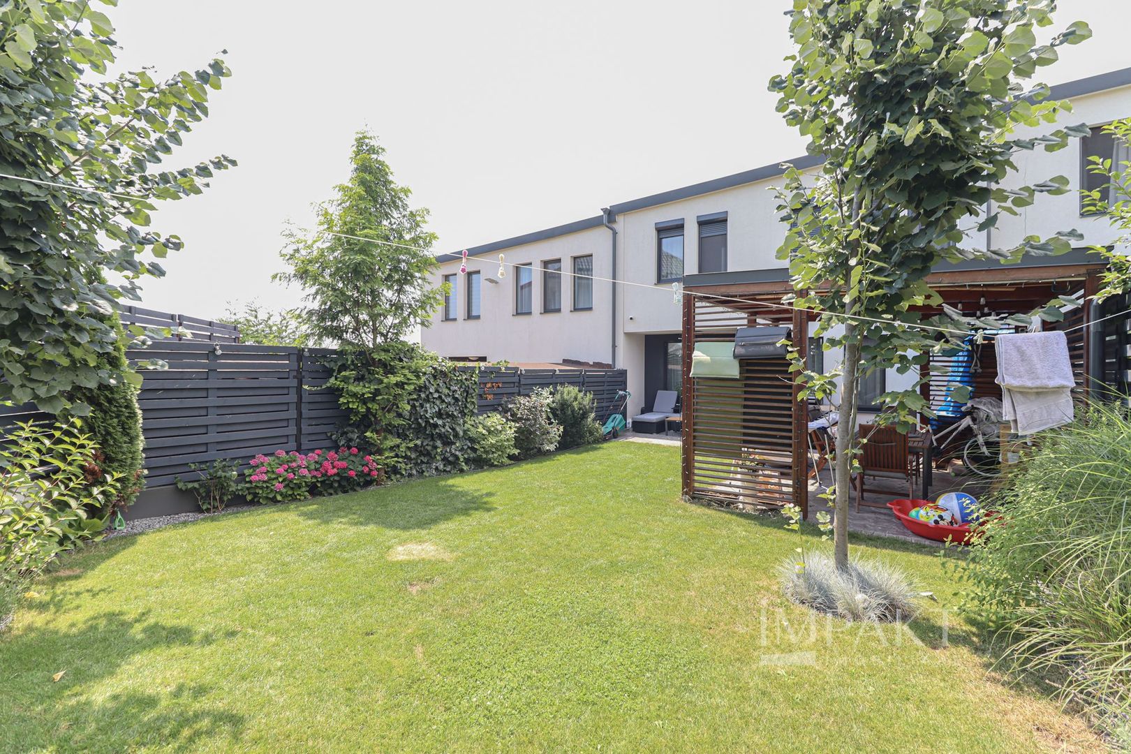 Casa cuplata minunata de vanzare, situata in cartier Voronet! - Poză 19