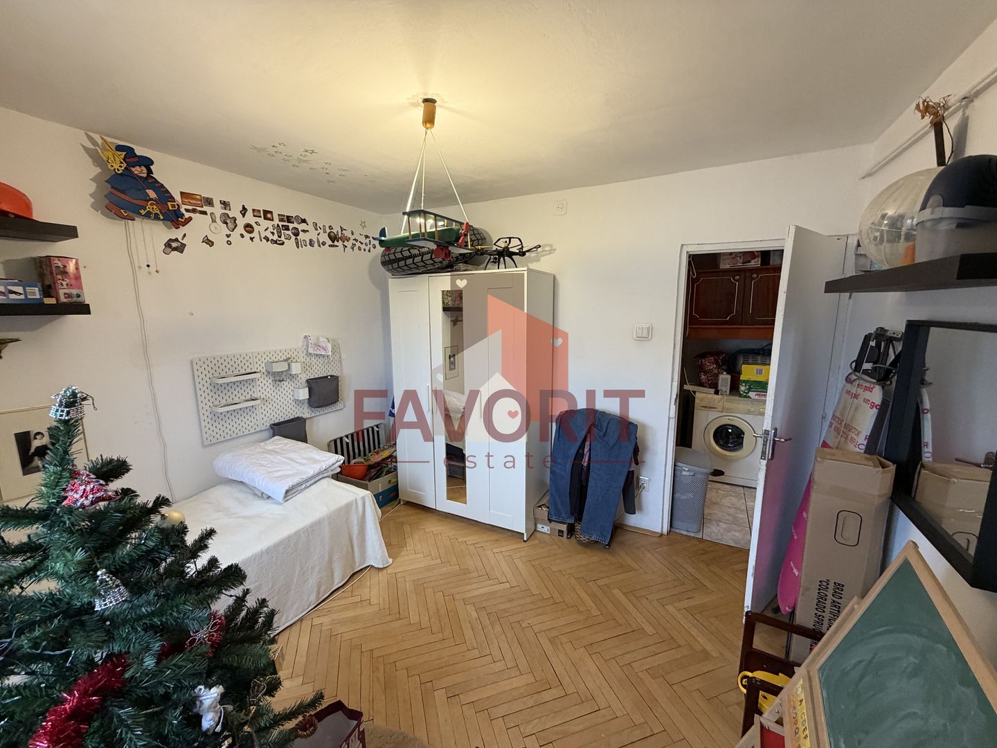 Decomandat. La 2 pasi de Shopping City. 2 bai - Poză 14