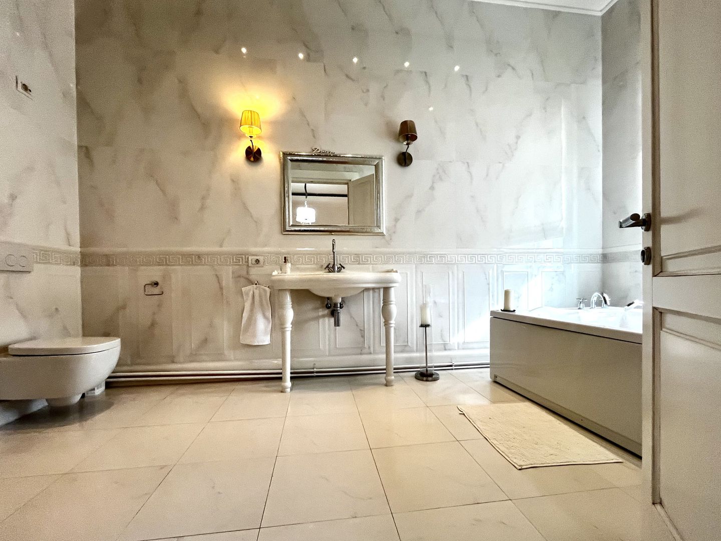 Apartament 3 camere, elegant si spațios, lângă parc, zona Centrala - Poză 12