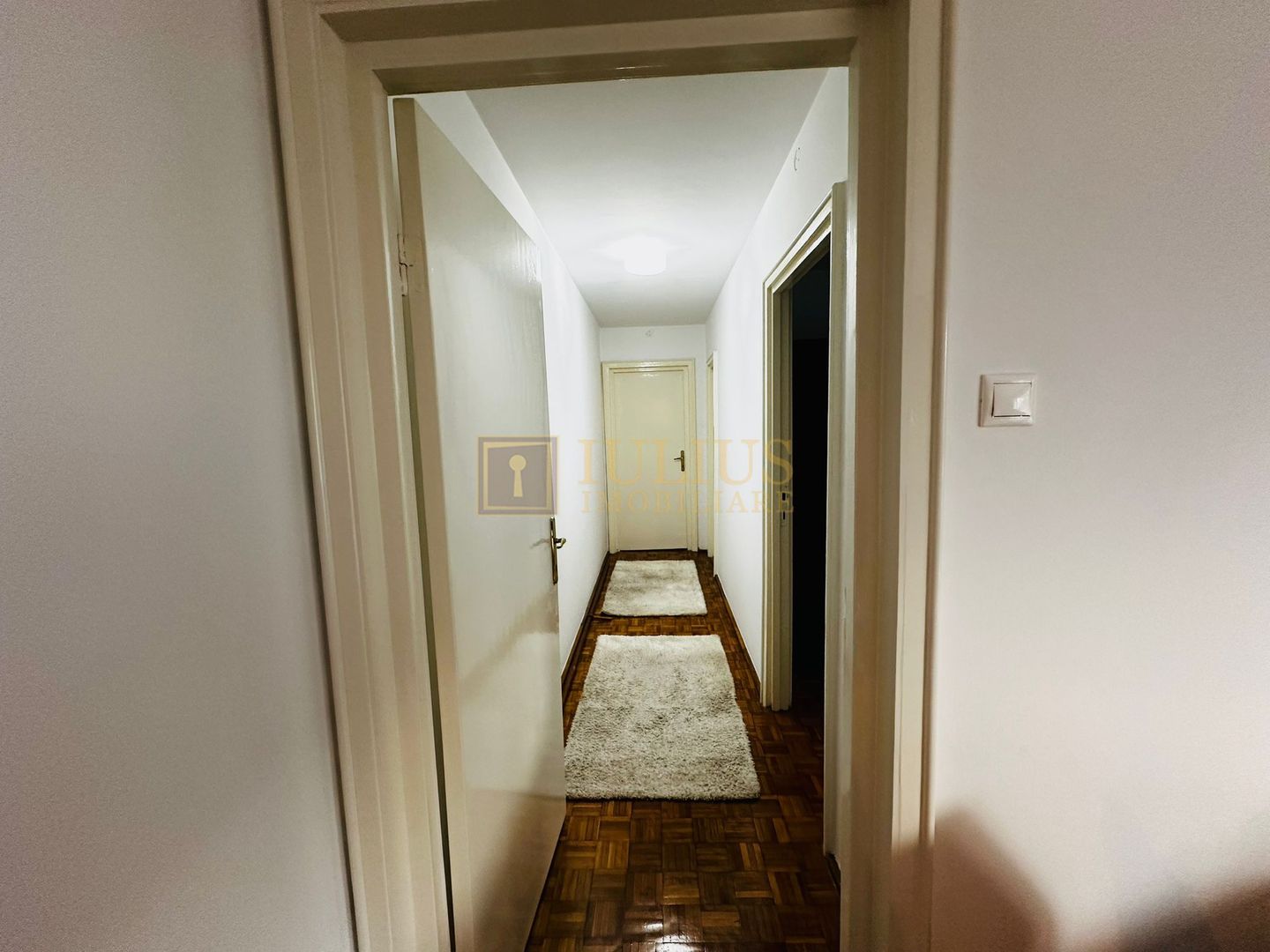 4 camere, 2 bai, centrala proprie - Poză 10