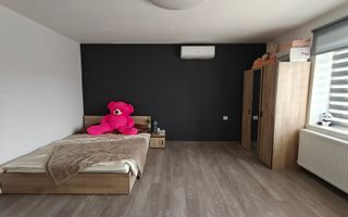 Casă 3 camere I Curte 420 mp I Garaj utilat I Axente Sever - Poză 3