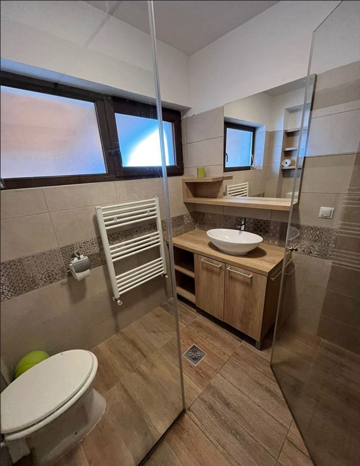 Casa cu 4 camere | Dezmir | Parcare Proprie - Poză 7