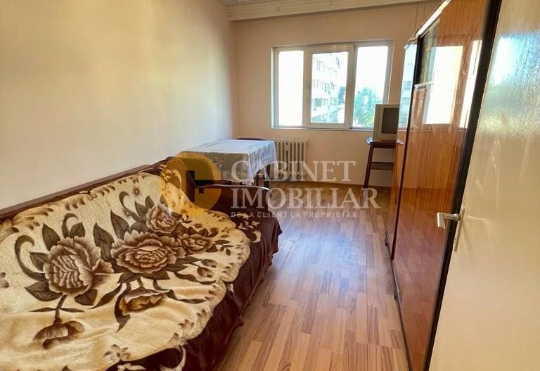 Apartament cu 2 camere Decomandat - Etaj Intermediar - Fara Risc - Podu Ros - Poză 4