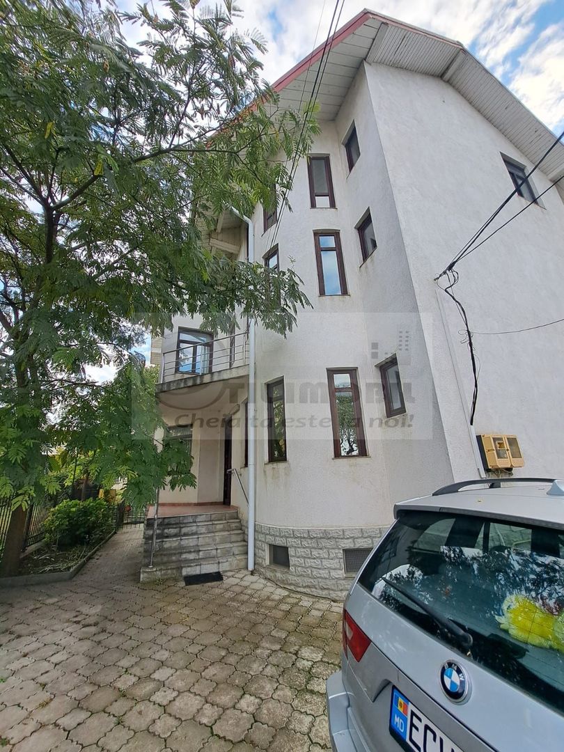 Casa/Vila de Inchiriat COPOU - 3000 euro - Poză 1