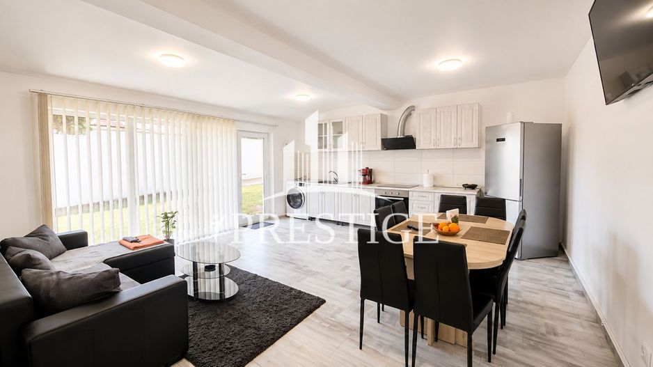 CASĂ DE VÂNZARE ÎN SIBIU TURNIȘOR | 5 CAMERE | 2 BĂI | CURTE - Poză 2
