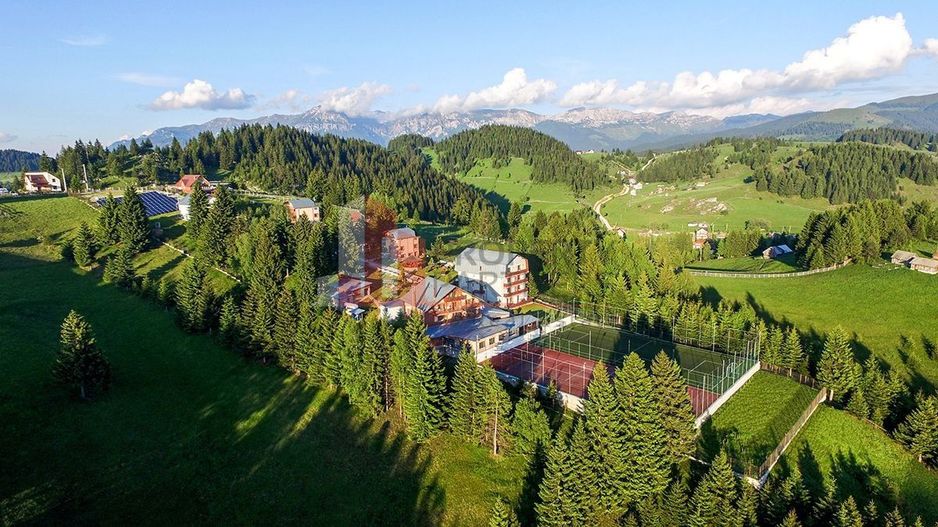 Resort 4 Stele de Vânzare | Fundata Brașov | 45.000mp | 43 Unități | - Poză 1