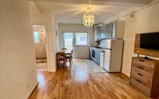 Apartament modern 54 mp utili 2 balcoane si parcare Calea Surii Mici - Poză 5