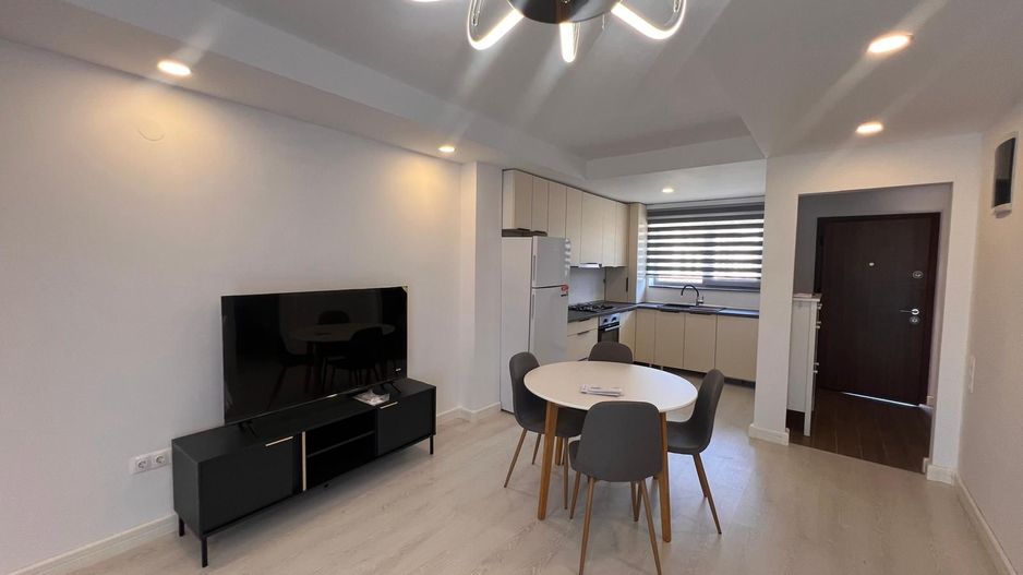 Vila 3 camere Cosmopolis - Poză 2