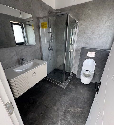 Vila Tunari cu vedere la LAC, 135m2 si curte mare - Poză 7