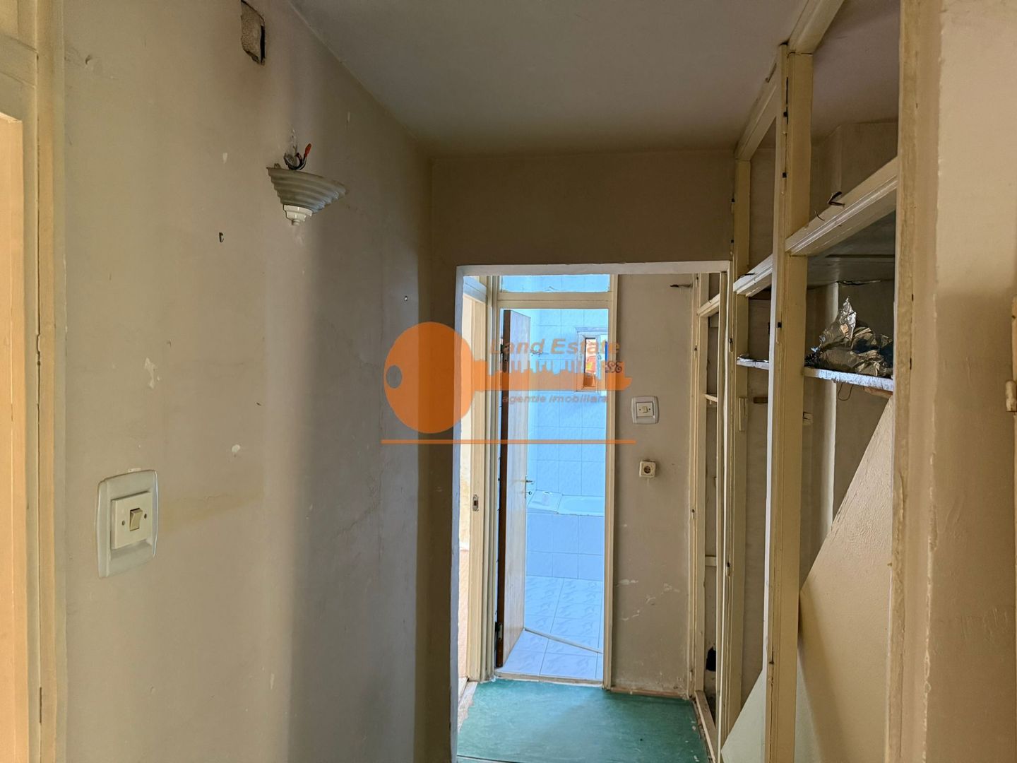 Apartament 4 camere decomandat – Rahova, Șos. Sălaj – Etaj 1 / 4 - Poză 12