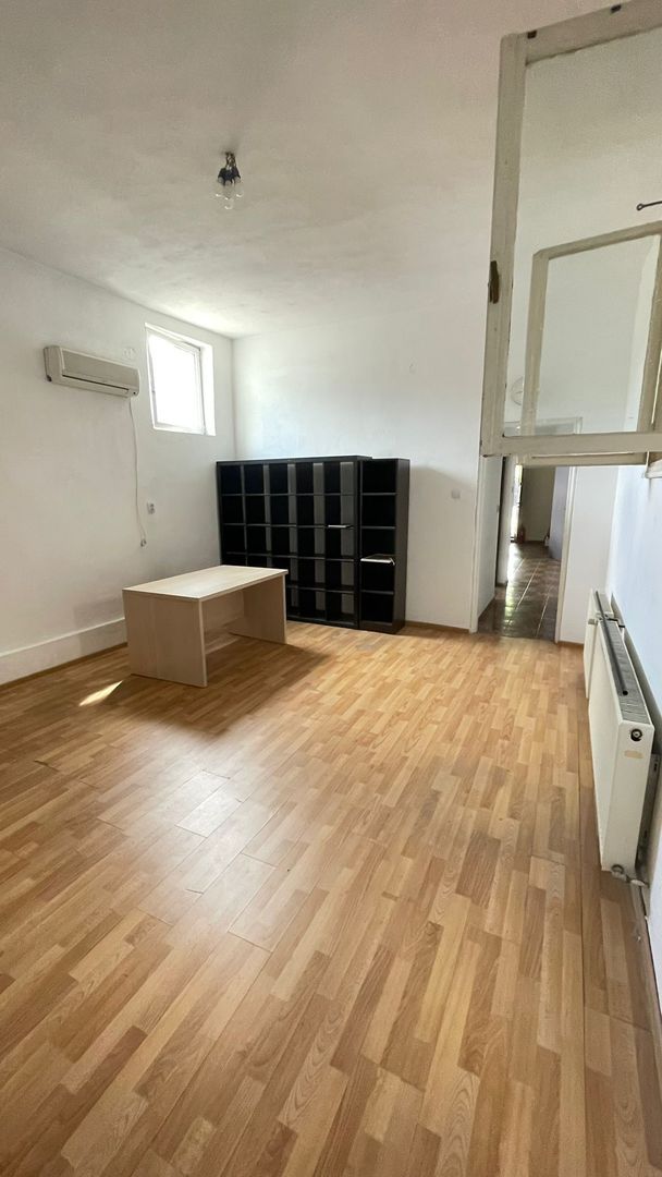 SPATIU BIROURI VILA PARCARE ZONA 1 MAI - Poză 9