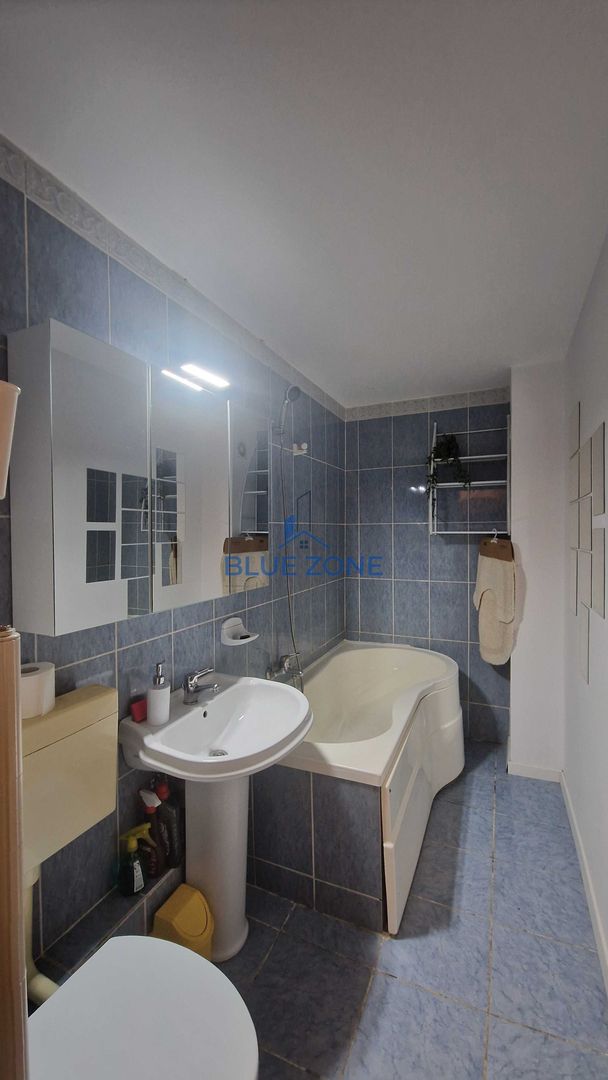 Particular Inchiriez apartament 2 camere zona 13 Septembrie-Sebastian - Poză 8