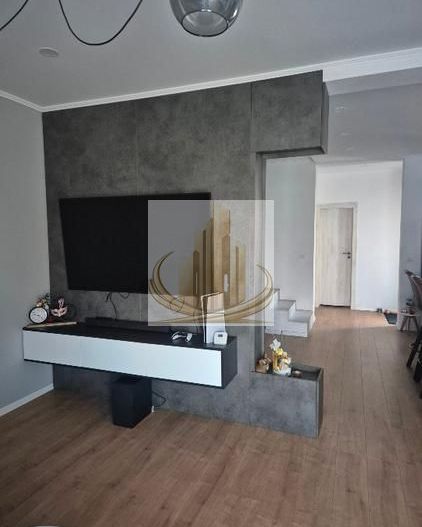 Duplex modern complet mobilat și utilat, curte amenajată - DUMBRAVITA - Poză 4