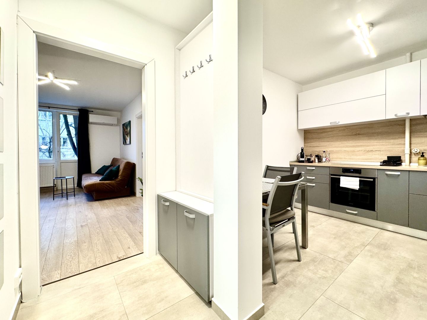 2 camere central vis-a-vis de Posta Mare - Poză 10