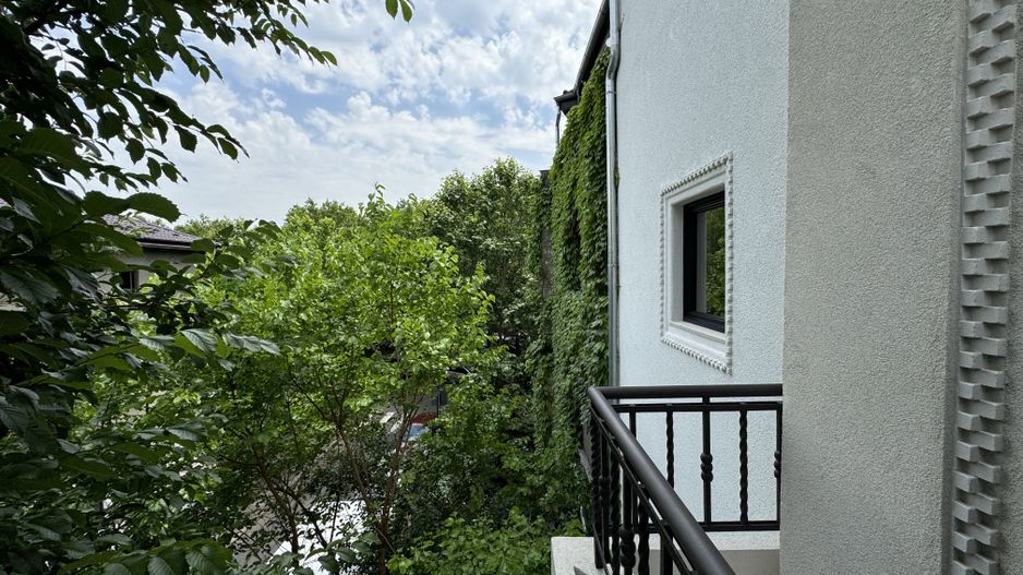 Primaverii vila 650 mp stil arhitectonic neoromanesc - Poză 20