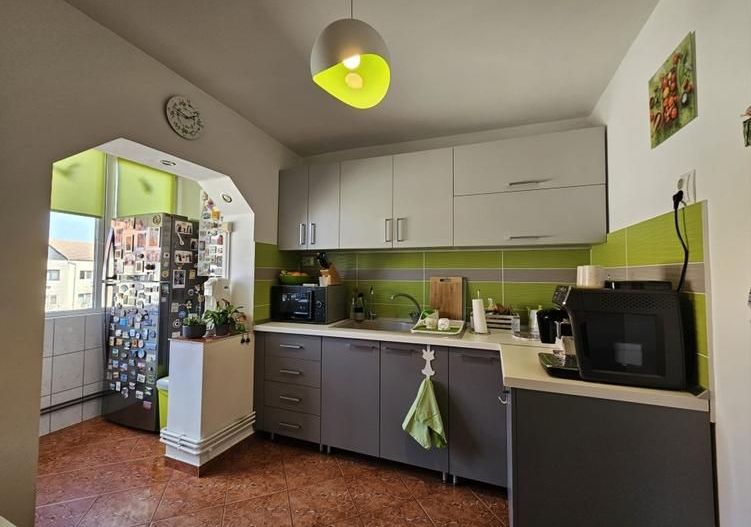 Soarelui-Lidia | 3 camere | 2 băi | mobilat complet | Centrala proprie - Poză 2