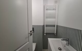 Apartament 4 Camere  in Vila , Centrala , Parcare , Totul Nou L352 - Poză 12