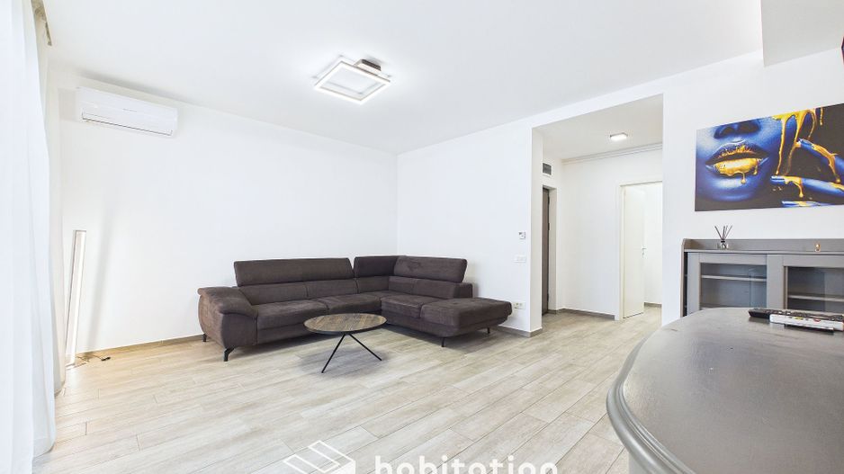 3 camere spațios si  cu terasă generoasă, la intrare în Dumbrăvița - Poză 3