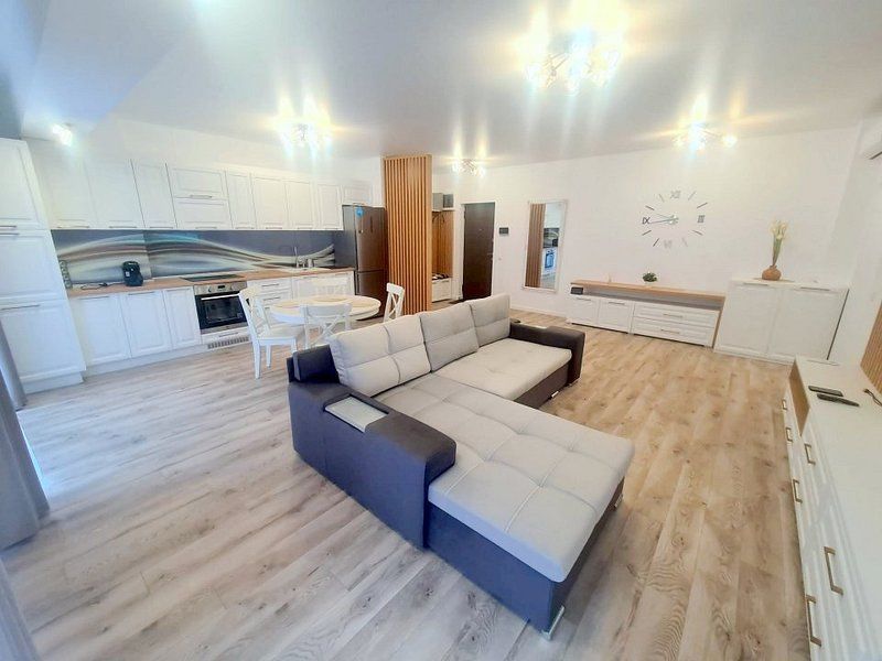 Exclusivitate - Apartament cu 3 camere de inchiriat - Central Park - Poză 1