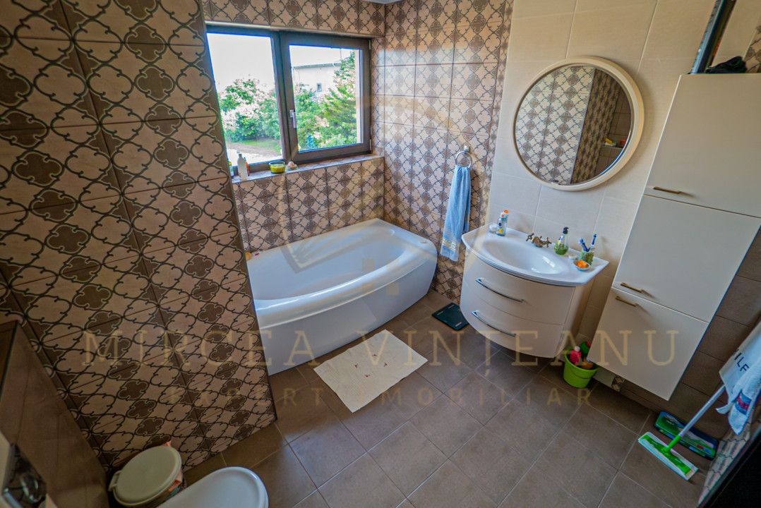 Palazu Mare / Elvila  - Vila deosebită compusă din S+P+2E, mobilata și utilata - Poză 59