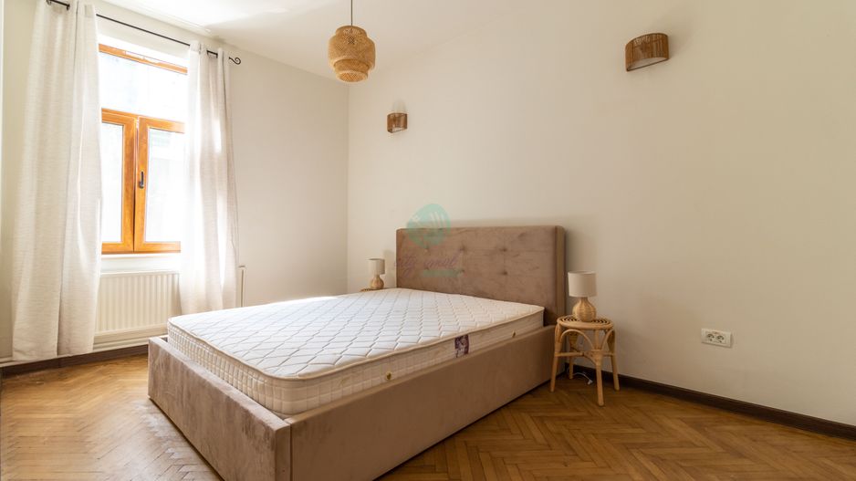 Vila interbelica AIRBNB "la cheie" - Poză 3