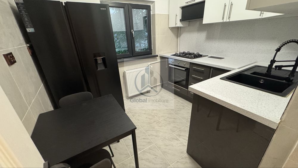 Apartament 3 camere de inchiriat ZONA PIATA APUSULUI - Poză 3