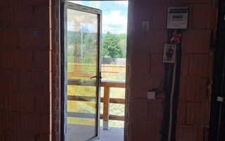 VILA 4 CAMERE, TEREN 787 MP, PISCANI, ARGES - Poză 4