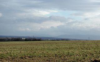 Teren extravilan de 20.000 mp cu dublă deschidere în Băicoi - Poză 1