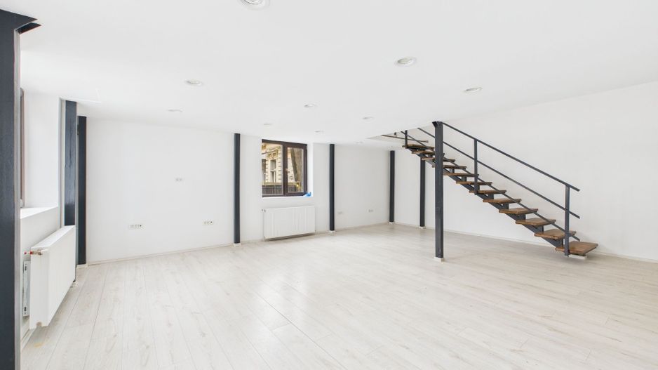 Spațiu Comercial Renovat  La 5 Minute de Piața Unirii - Poză 6