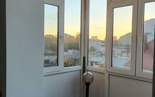 Garsoniera de vanzare la Hala Traian Calea Calarasi - Poză 4