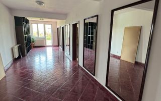 Cladire cu 10 camere 531 mp Freidorf - Poză 9