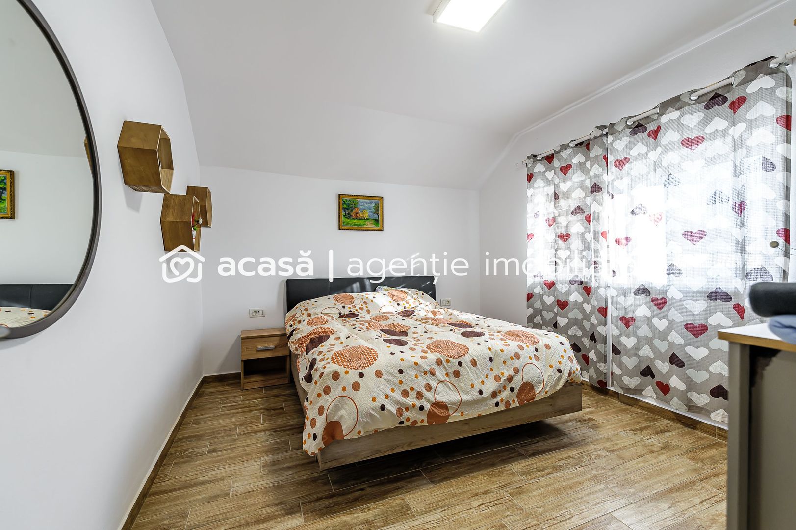 Casă cu mansardă, nouă, mobilată și utilată, în cartier Athena - Poză 4