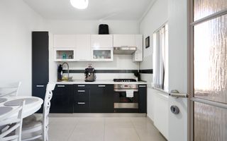 Eremia - Apartament 3 camere + studio | Scara interioara! - Poză 3