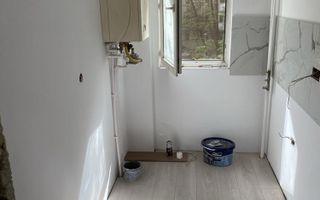 Apartament 2 camere de vânzare Lujerului Centrală Proprie - Poză 1