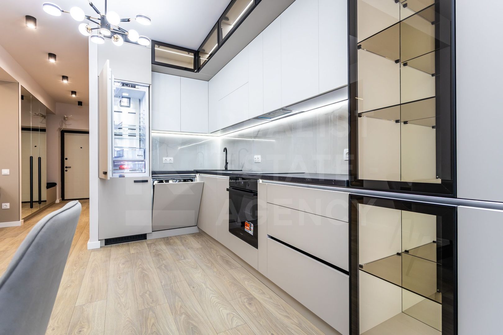 Vânzare apartament 2 camere,strada Alba Iulia, Buiucani. - Poză 4