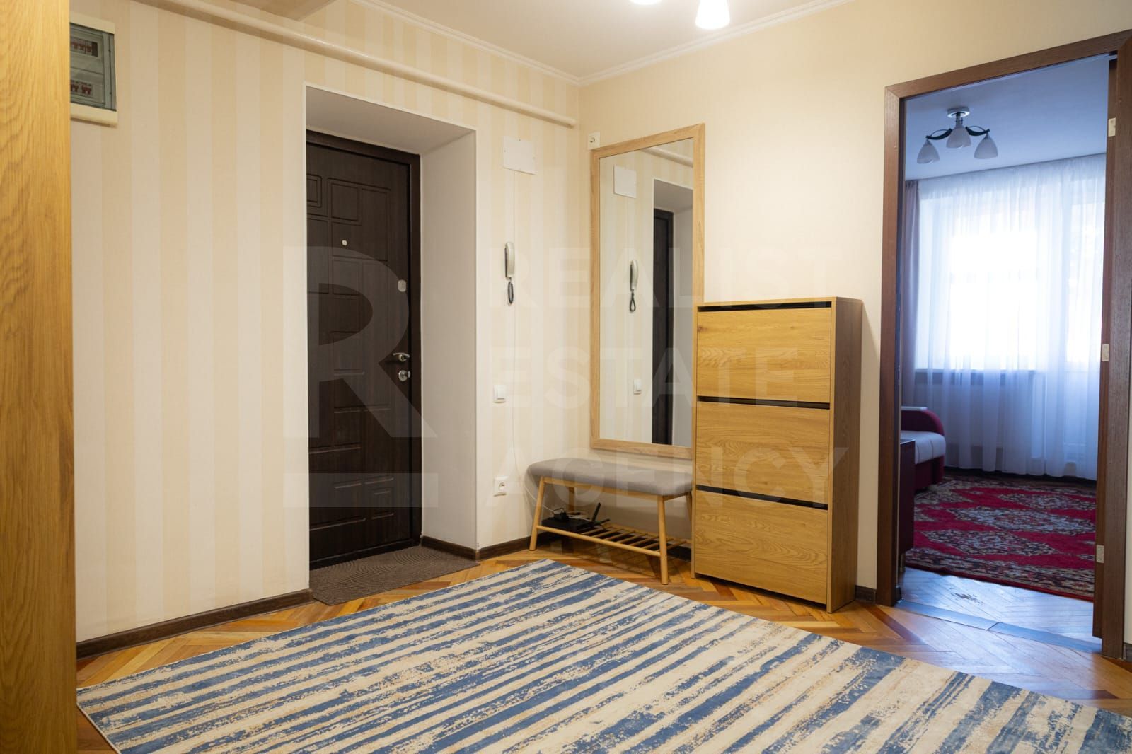 Chirie, apartament, 3 camere, str. Mihail Kogălniceanu, Centru - Poză 13